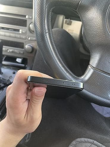 Apple iPhone: Poco M4 5G, цвет - Черный — 1