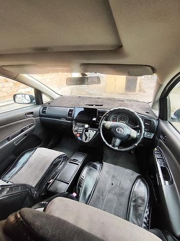 Toyota WISH: 2004 г., 1.8 л, Автомат, Бензин, Универсал