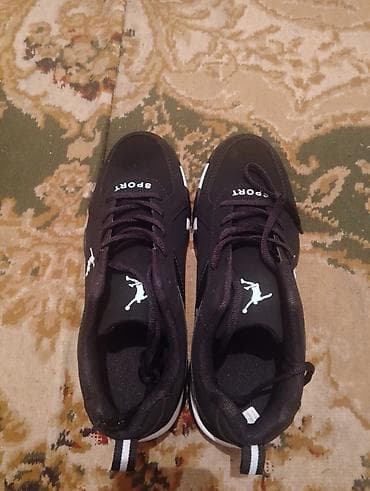 Туфли: Мужские кроссовки, 43, Air Jordan, Новый, цвет - Черный, Самовывоз — 1