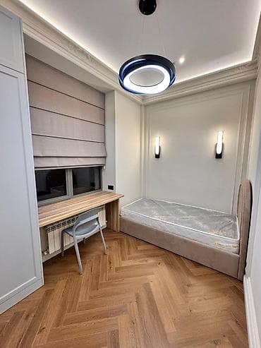Квартиры: 3 комнаты, 75 м², Элитка, 2 этаж, Дизайнерский ремонт — 1