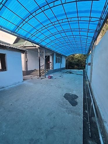 дома ноаопакровка: 80 м², 4 комнаты, Забор, огорожен — 2