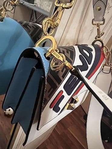apple wallet: Классическая сумка, Fendi, Женские, Б/у — 5