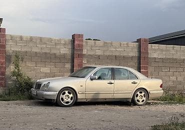 мега авто: Mercedes-Benz E-Class: 1995 г., 3.2 л, Автомат, Бензин, Седан — 1