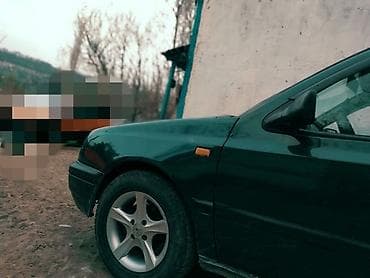 Продажа авто: Volkswagen Vento: 1994 г., 1.8 л, Ручные, Бензин, Лифтбек — 5