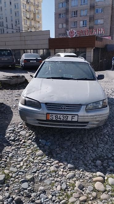 golf variant: Продаётся универсал серебристого цвета (5 дверей). Основные — 5