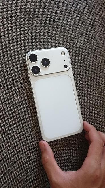 iphone 13mini: Продаю Айфон XR в корпусе 17 про, состояние телефона отличное — 1