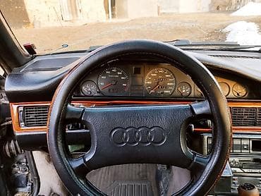 Продажа авто: Audi 100: 1990 г., 2 л, Механика, Бензин, Седан — 6