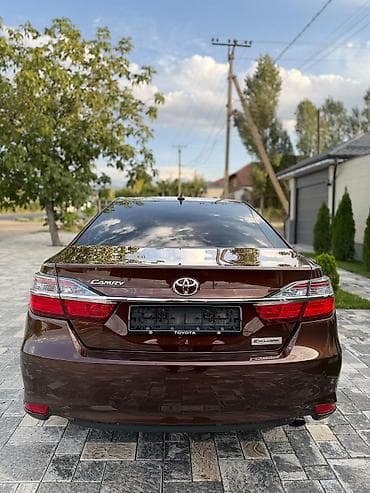 себе: Toyota Camry: 2017 г., 2.4 л, Автомат, Бензин, Седан — 5