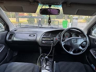 200000 автомат: Honda Accord: 2000 г., 2 л, Автомат, Бензин, Седан — 8