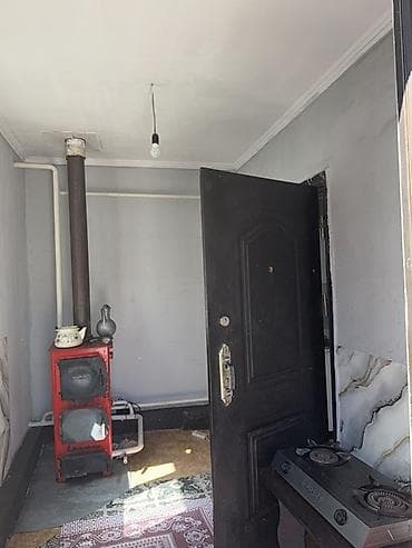 срочно продается дом: Продается частный дом с воротами и отдельным входом, с мощеным двором — 5