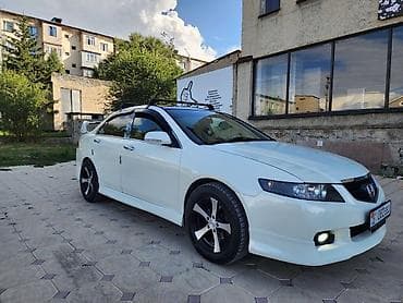 голльф 2: Honda Accord: 2004 г., 2 л, Автомат, Бензин, Седан — 4