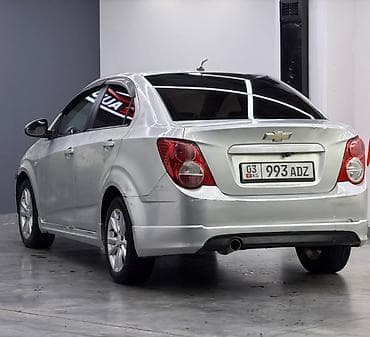 Транспорт: Chevrolet Aveo: 2012 г., 1.6 л, Механика, Бензин, Седан — 5