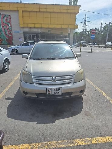 town ace: Toyota Ist: 2003 г., 1.3 л, Автомат, Бензин, Хэтчбэк — 6