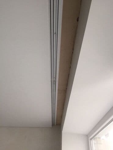 шкаф 3 дверный с зеркалом: Натяжной потолок Матовое, 3D потолки, Глянцевое Бесплатная консультация, Бесплатный замер, Гарантия — 6