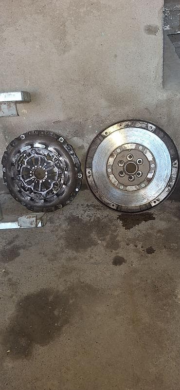 Маховик Volkswagen 2003 г., Б/у at lalafo.kg Маховик Volkswagen 2003 г., Б/у