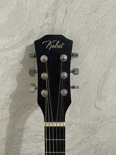 Комузы: Акустическая гитара Kabat, цвет черный, корпус дредноут с вырезом — 3