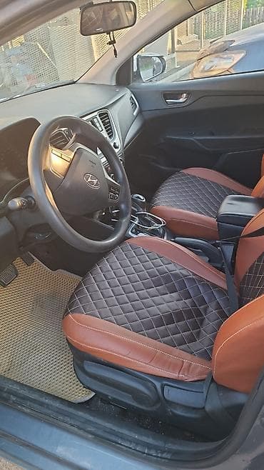 Транспорт: Hyundai Solaris: 2017 г., Седан — 3