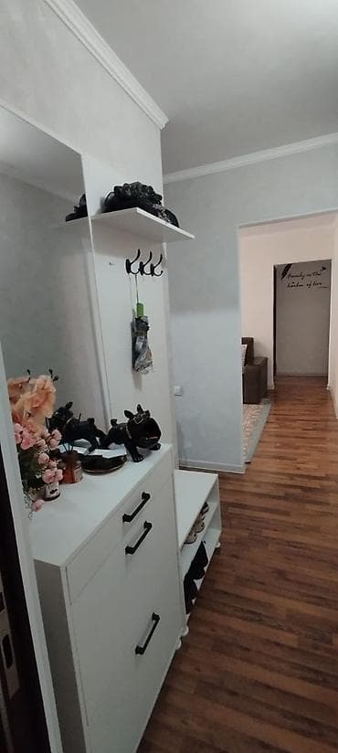 3 комнаты, 58 м², 104 серия, 4 этаж, Косметический ремонт