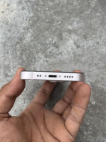 куплю айфон 16: IPhone 13 мини, розовый - Корпус: плоские грани из алюминия, задняя — 4
