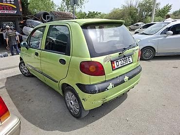 Унаа сатуу: Daewoo Matiz: 2001 г., Кол менен иштөөчү, Бензин, Хетчбек — 2