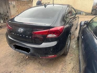 авто грандеур: Hyundai Elantra: 2020 г., 2 л, Автомат, Бензин, Седан — 3