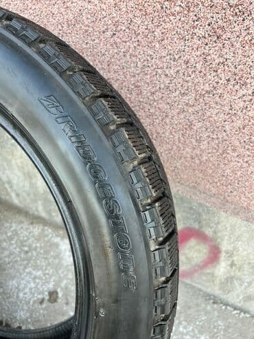 покрышка от трактора бу: Шины 235 / 50 / R 17, Зима, Б/у, Комплект, Легковые, Bridgestone — 1