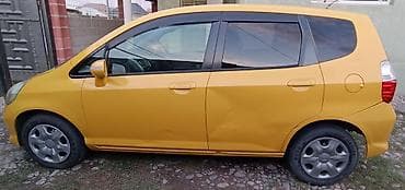 2 8: Honda Fit: 2004 г., 1.3 л, Вариатор, Бензин, Хэтчбэк — 4
