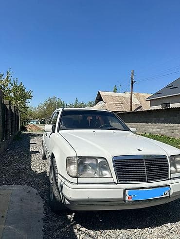 kia sorrnto: Mercedes-Benz E-Class: 1994 г., 2.2 л, Механика, Бензин, Универсал — 5