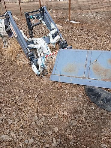 плуг 4 корпусный: Фронтальный погрузчик Metal-Fach T219 с ковшом - Производитель — 5