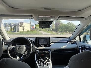Унаа: Toyota RAV4: 2021 г., 2.5 л, Вариатор, Гибрид, Кроссовер — 10