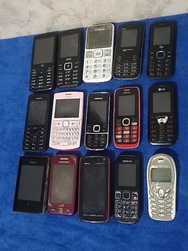 iphone se1: Подборка кнопочных и ранних сенсорных телефонов — лот из 15+ аппаратов — 1