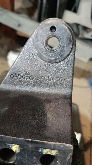 7a fe: Кронштейн генератора Hyundai/Kia - Оригинальная литая деталь с — 4