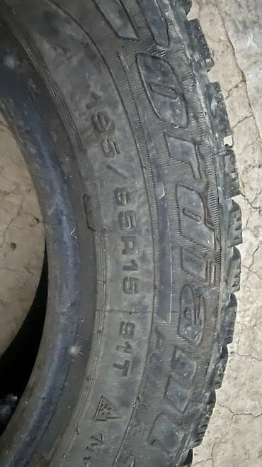 Шины и диски: Зимняя шина (нешипованная) 195/65 R15 91T Характеристики: - Размер — 1