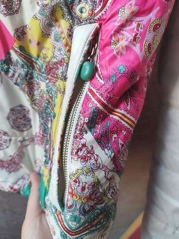 летняя куртка: Куртка на теплую зиму, осень-весну Надевалась несколько раз В отличном — 5