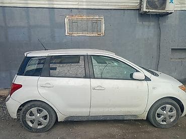 bmw 525 e34: Toyota Ist: 2003 г., Бензин, Хэтчбэк — 2