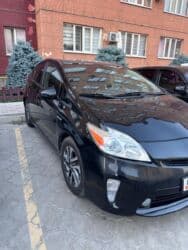 Toyota Prius: 2013 г., 1.8 л, Вариатор, Гибрид, Универсал