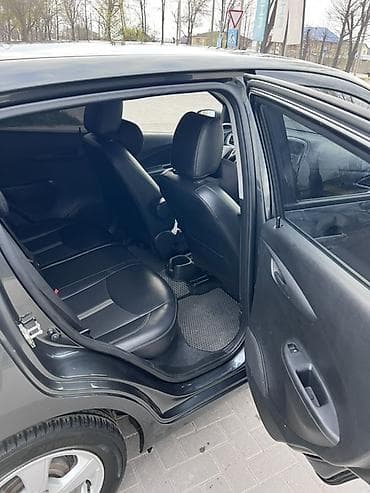 шевроле оникс: Chevrolet Spark: 2019 г., 1 л, Автомат, Бензин, Хэтчбэк — 9