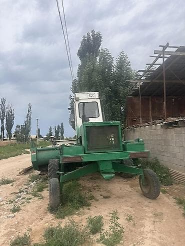 авто манипулятор: Срочно сатылат состояние жакшы иштеп журот Самоходная косилка-жатка — 4
