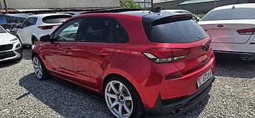 tesla model 3: Hyundai i30: 2019 г., 1.6 л, Автомат, Бензин, Хэтчбэк — 10