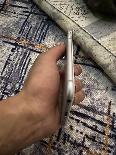 лампа для детей: IPhone 6, Серебристый, Кабель, 31 % — 3