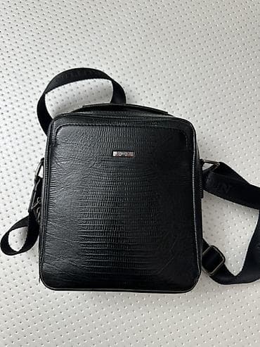 Сумкалар: Классикалык сумка, Butun, Материалы: Нукура булгаары, Сыдырмалуу, Эркектердики — 1