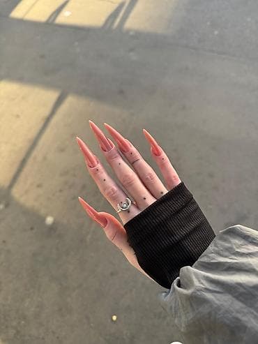 выезд массажиста на дом: Я Мастер маникюра опыт 6 лет ищу работу на % желательно в центре — 2