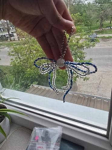 бисер цепочка: Подвеска-брелок «Бант» из бисера и бусин. - Декор в форме банта — 3