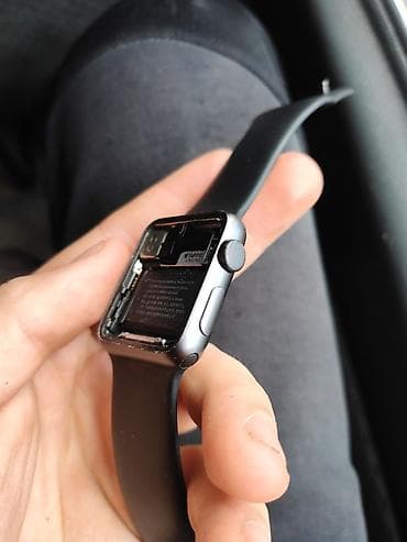 Бижутерия: Продаю Apple watch series1 38mmна запчасти,общее состояние не — 2