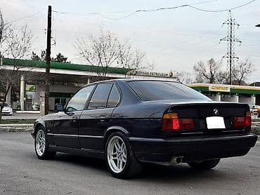 audi a4 b9: BMW 5 series: 1993 г., 2.5 л, Ручные, Бензин, Седан — 4