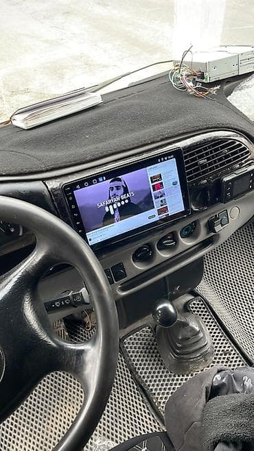 аккумуляторы для детских машин: Грузовой фургон Ford Transit (длинная база, высокий кузов) - Кузов — 5