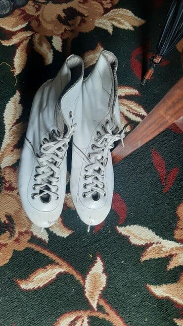 Коньки: 37, Б/у — 3