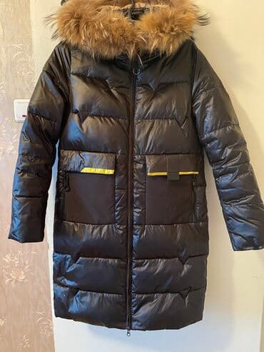 спортивное оборудование: Зимняя куртка 1900 с
Размер S M — 1