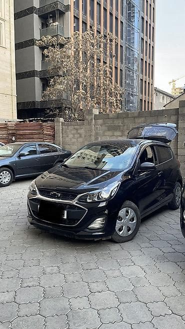 яхтер: Chevrolet Spark: 2018 г., 1 л, Автомат, Бензин, Хэтчбэк — 1