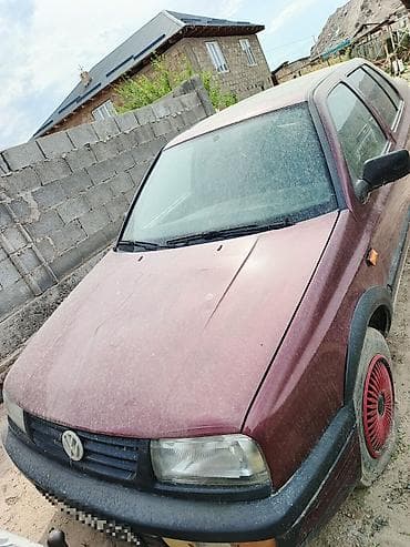 sab: Volkswagen Vento: 1994 г., 1.8 л, Механика, Бензин, Седан — 1